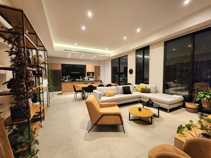 Valkyrie · Penthouse Piso 23